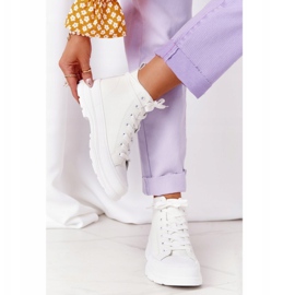 Sneakers da donna in pelle bianca Trissy su suola larga 1