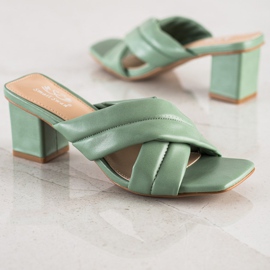 Small Swan Eleganti pantofole in ecopelle verde 1