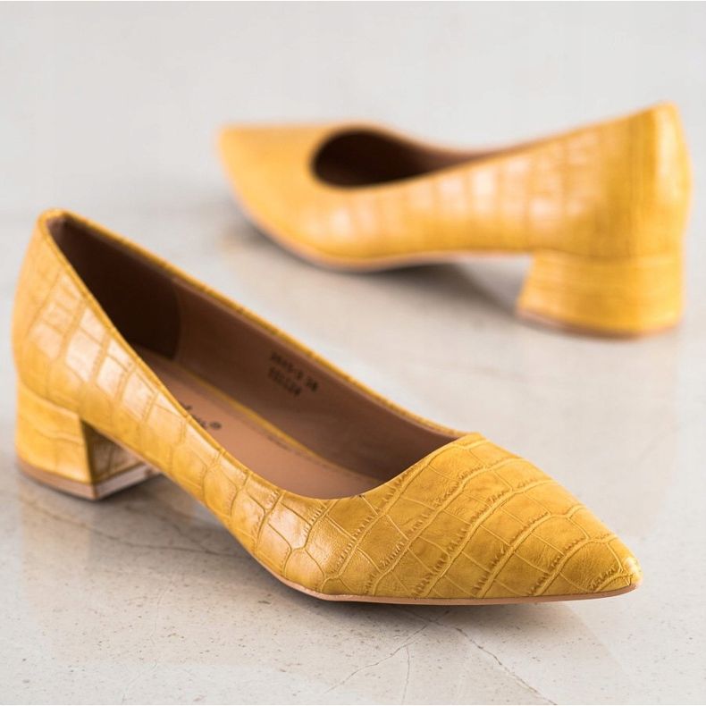 Sweet Shoes Décolleté classiche su tacchi bassi giallo 1