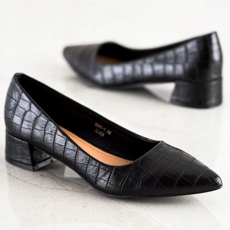 Sweet Shoes Décolleté classiche su tacchi bassi nero 1