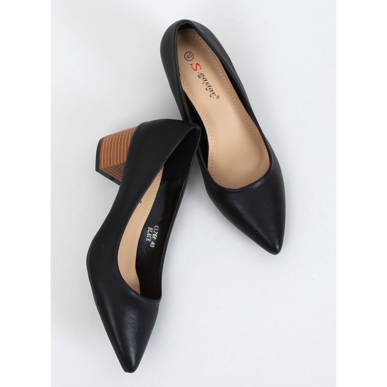 Décolleté con tacco largo nero CL76P Nero 1
