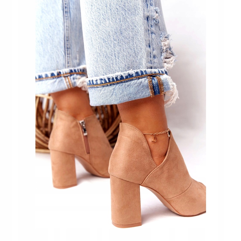 Stivali in pelle scamosciata primaverili su un post Vinceza 21-17095 Beige 1