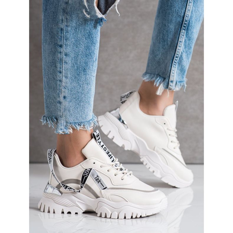 Ideal Shoes Sneakers alla moda beige 1