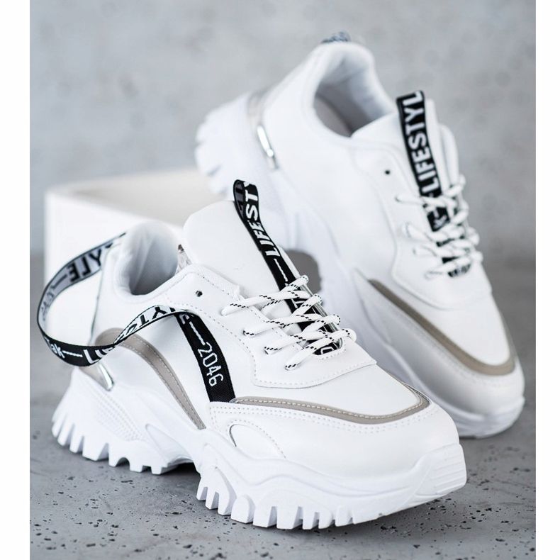 Ideal Shoes Sneakers bianche alla moda bianca 2