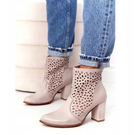 Exquisite Stivaletti in pelle traforata su un cappuccino post squisito 1219 beige 3