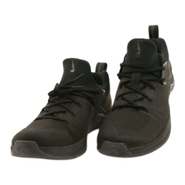 Scarpa da allenamento Nike Metcon Flyknit 3 M AQ8022-010 nero 1