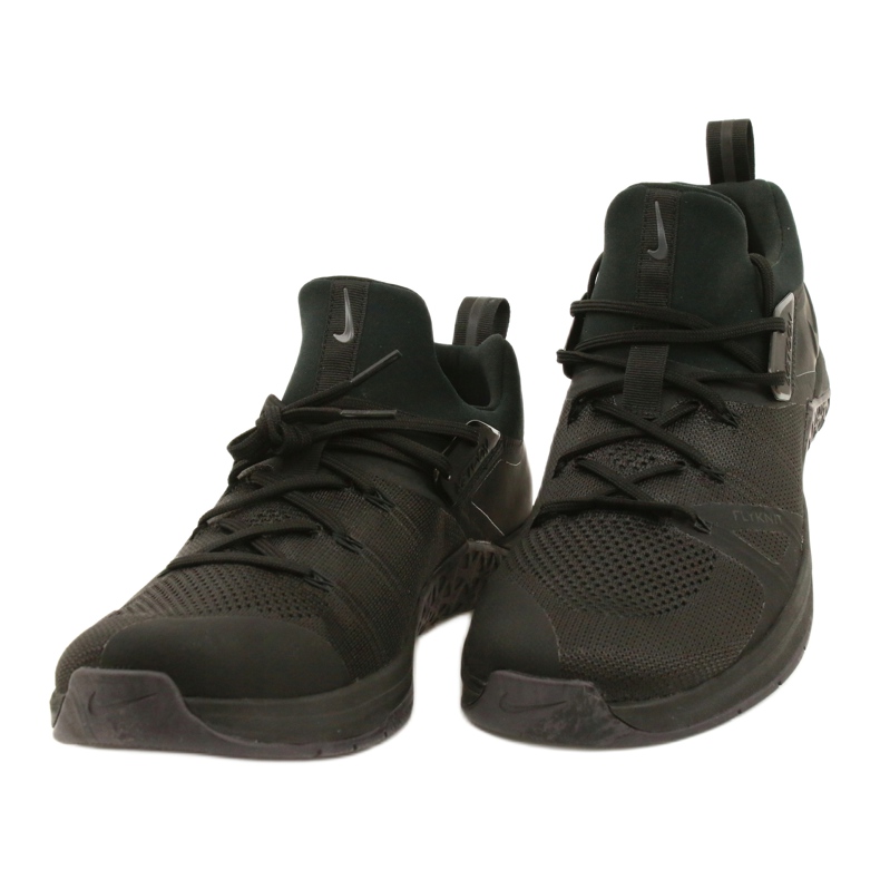 Scarpa da allenamento Nike Metcon Flyknit 3 M AQ8022-010 nero 1