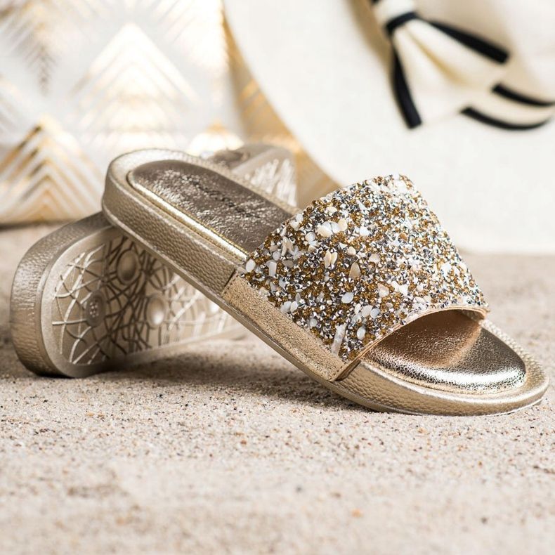 Small Swan Pantofole Dorate Con Cristalli d'oro 1