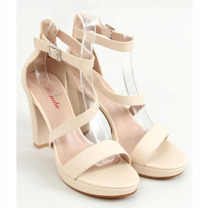 Sandali sulla piattaforma beige S-839 Beige 1