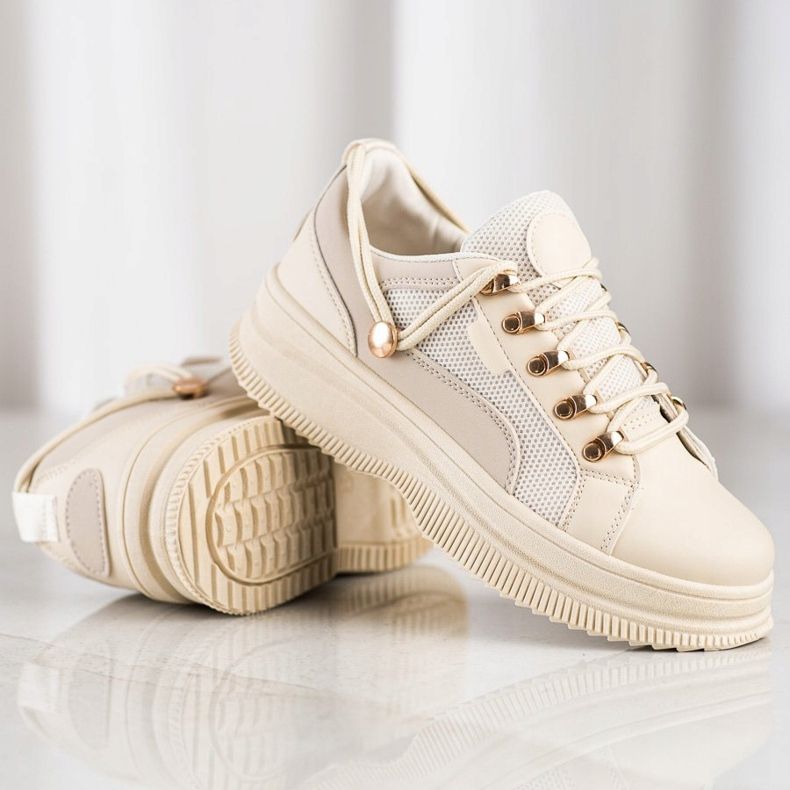 SHELOVET Sneakers beige sulla piattaforma 1