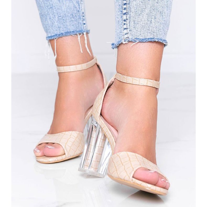 Décolleté beige su palo con tacco trasparente No Fear 1