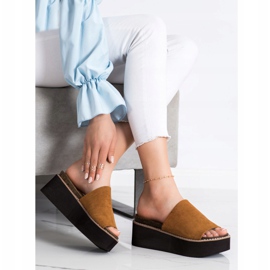 Corina Pantofole Su Una Piattaforma Alta marrone 2