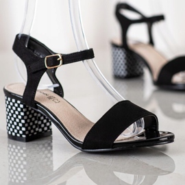 Goodin Sandali comodi su un bar bianco nero 1