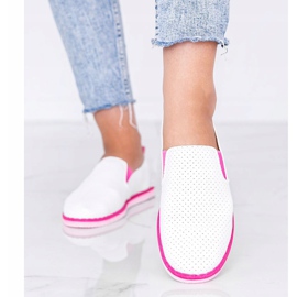 Sneakers bianche traforate slip on Island Alex bianco 1