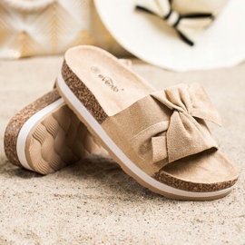 Evento Pantofole leggere sulla piattaforma beige 1