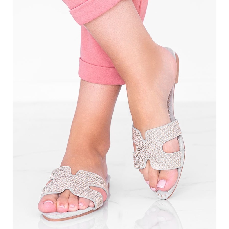 Pantofole grigie decorate con borchie Tough grigio 1