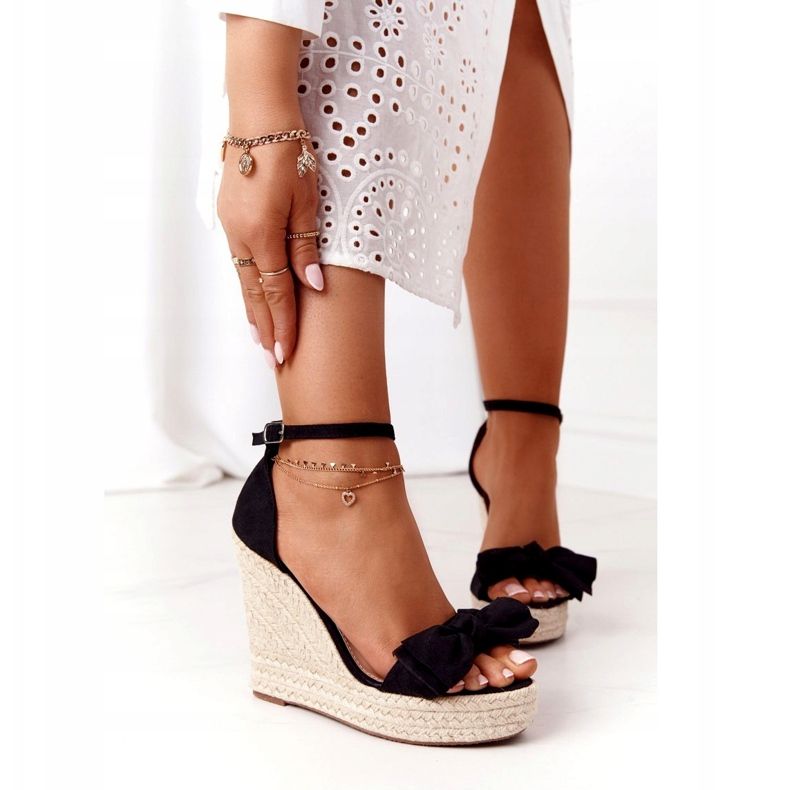 Sandali con zeppa neri con nero intrecciato Go For It 2