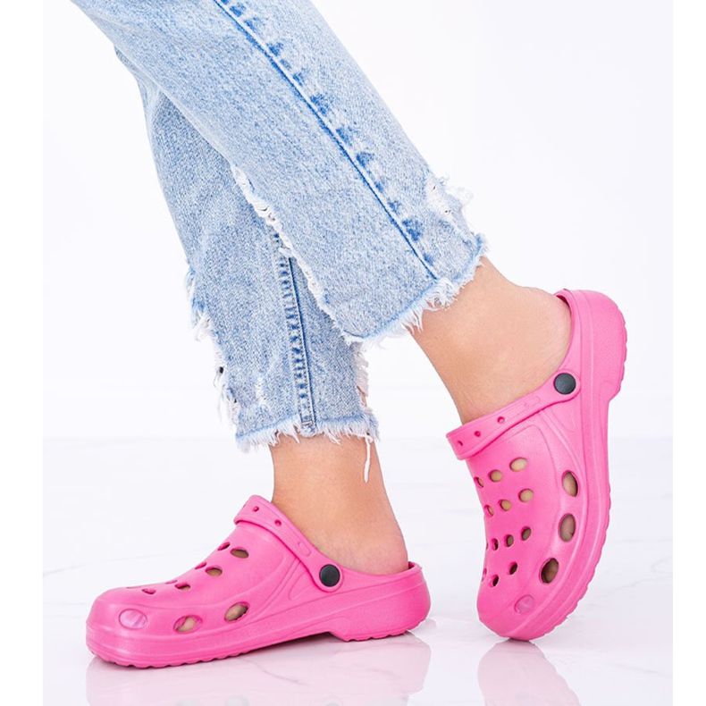 Pantofole all'uncinetto da donna Karolinos rosa 1