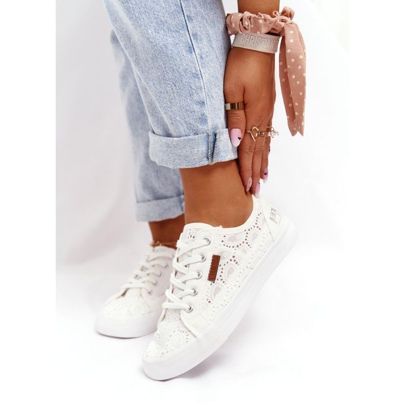 Sneakers da donna in pizzo Big Star W274925 Bianco 3