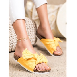 Forever Folie Comode pantofole in tessuto giallo 1