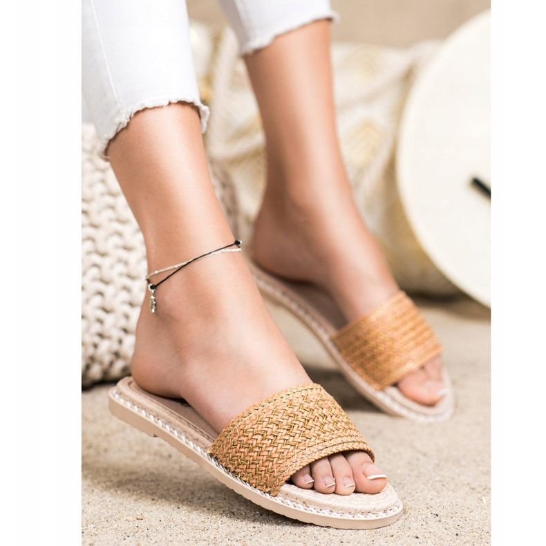 SHELOVET Pantofole casual intrecciate beige 1