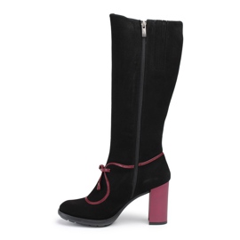 Marco Shoes Stivali in pelle scamosciata nera con tacco viola e inserti viola nero 1