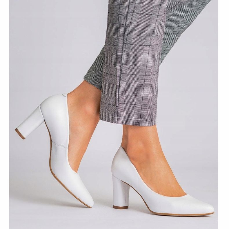 Marco Shoes Décolleté classiche in pelle bianca 1