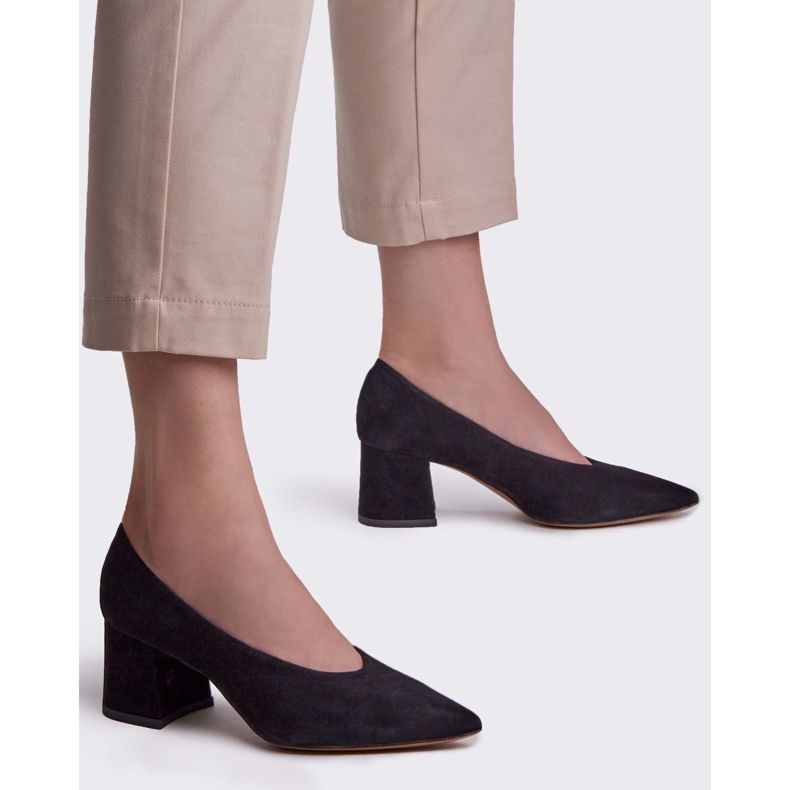 Marco Shoes Eleganti décolleté nere da donna in camoscio nero 2
