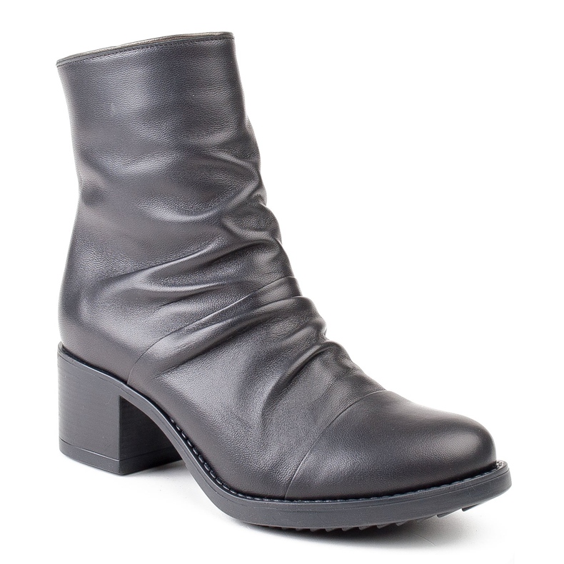 Marco Shoes Comodi stivali in pelle nera con arricciatura nero 1
