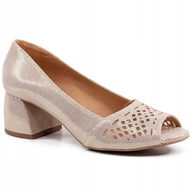 Marco Shoes Décolleté beige e oro in camoscio con perforazione d'oro 1