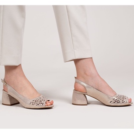Marco Shoes Sandali beige e oro in camoscio con perforazione 1
