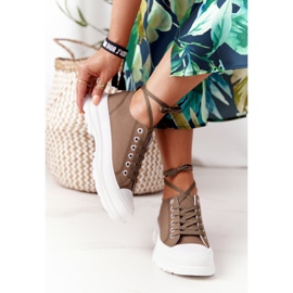 Sneakers da donna sulla piattaforma verde Travel Time 1