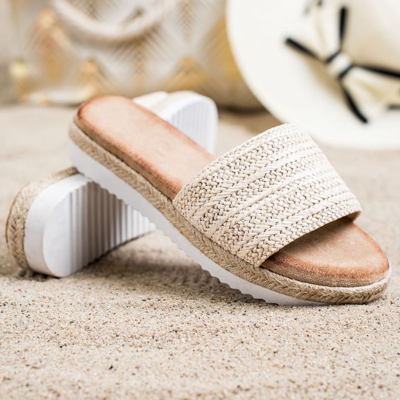 SHELOVET Pantofole Espadrillas Sulla Piattaforma beige 1