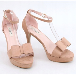 Sandali sulla piattaforma beige 9R32 Khaki cachi 1