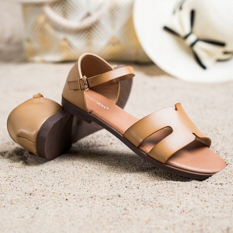 Ideal Shoes Sandali Classici In Ecopelle marrone 1