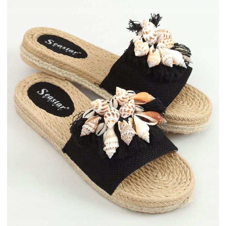 Nero YQ228P Pantofole nere con conchiglie 1