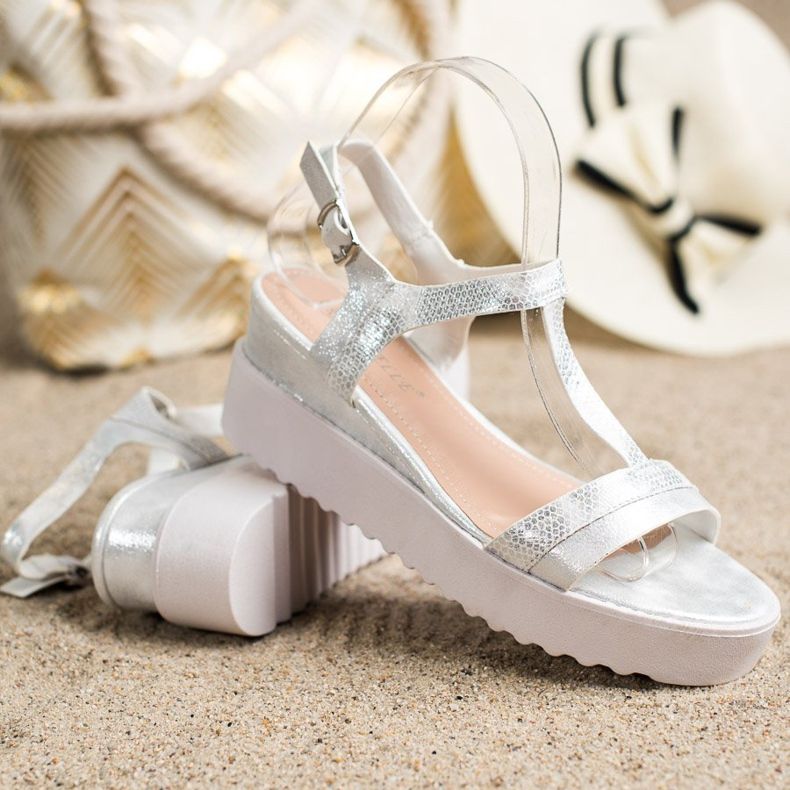 Bestelle Sandali con zeppa scintillanti bianco 1