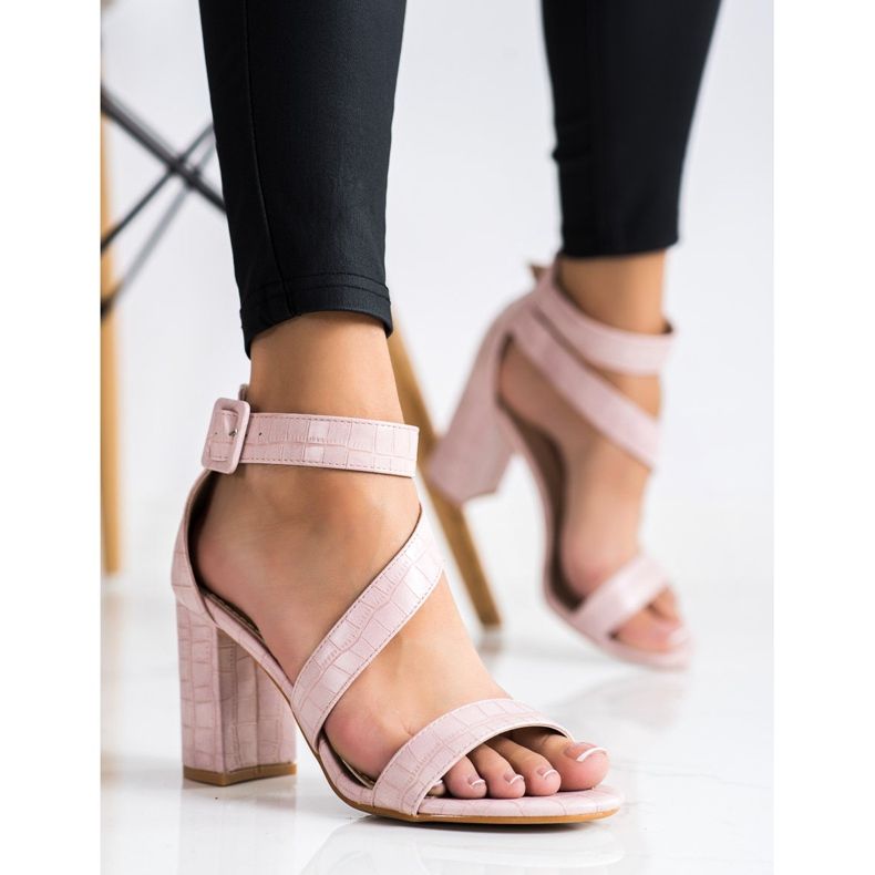Renda Sandali su una barra con ecopelle rosa 2