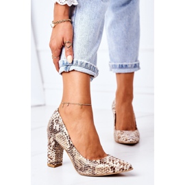 Décolleté in pelle con motivo a pelle di serpente Lewski Shoes 2453 Golden d'oro 2