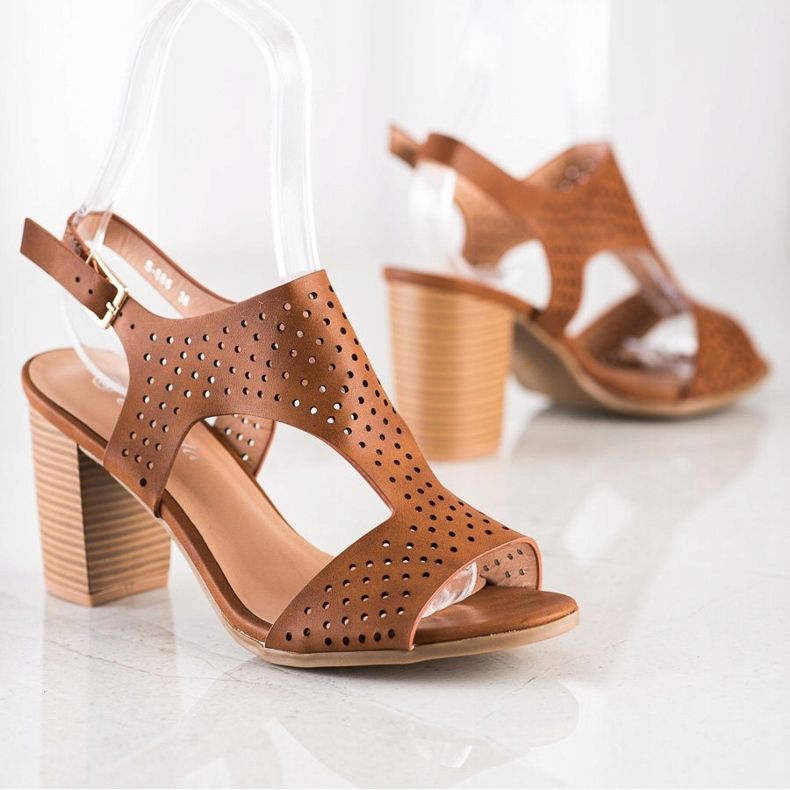 Renda Sandali traforati con ecopelle marrone 1
