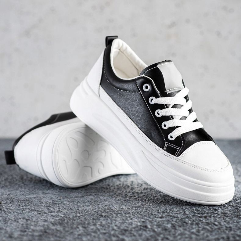 SHELOVET Sneakers alla moda sulla piattaforma nero 1