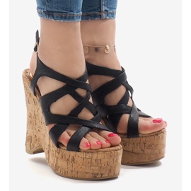 Sandali neri con zeppa 10193 nero 1