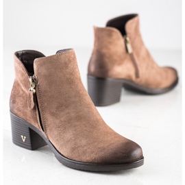 Stivali classici sul post VINCEZA marrone 1