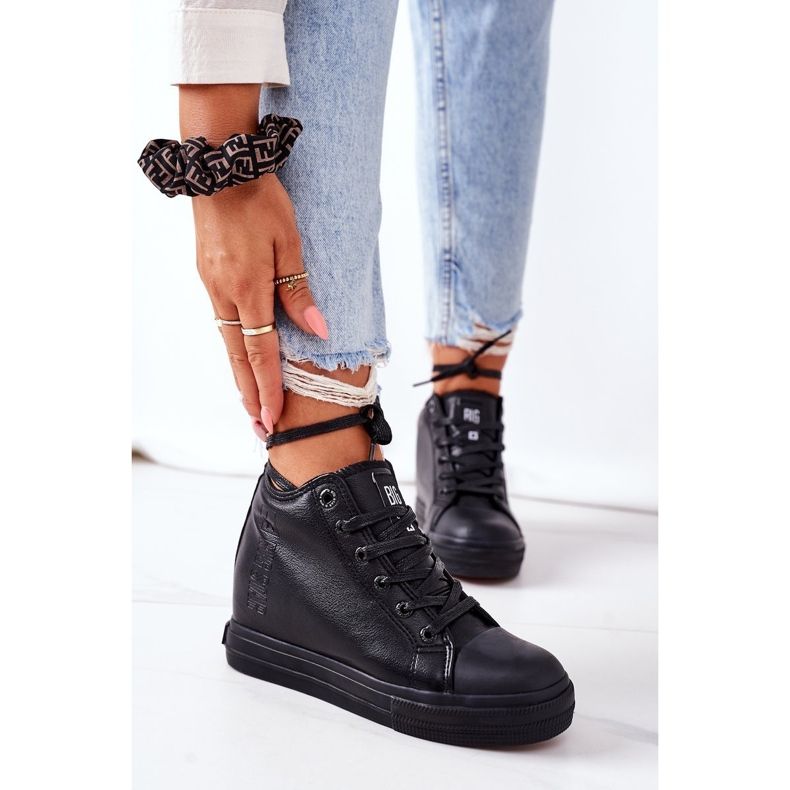 Sneakers in pelle con zeppa Big Star EE274127 Nero 2