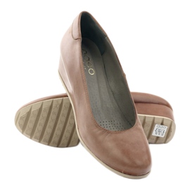 Décolleté con zeppa Edeo 2354 beige 3