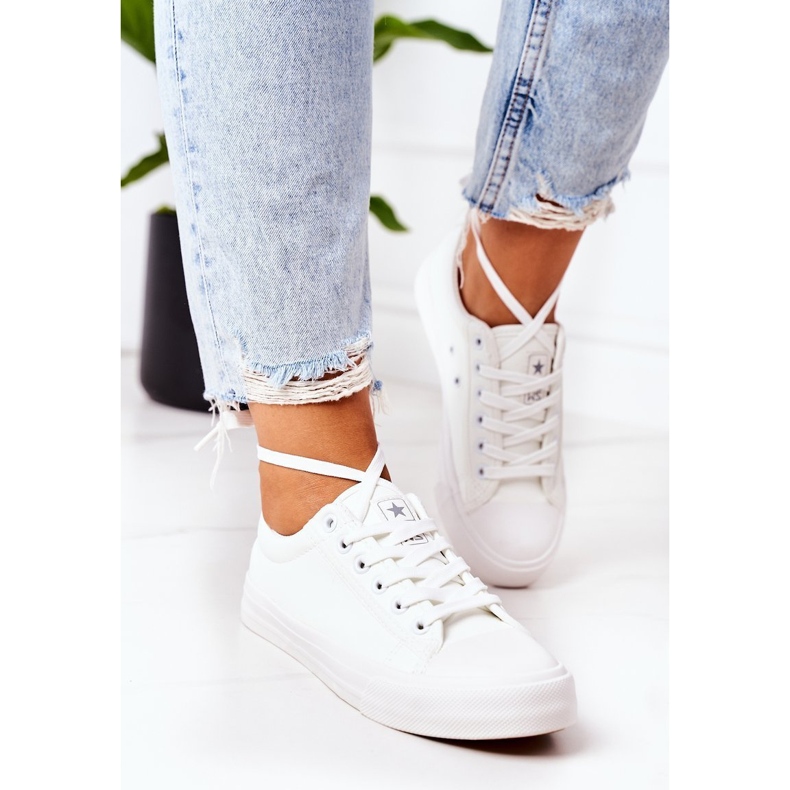 NEWS Sneakers da donna in pelle bianche Mega bianca 2