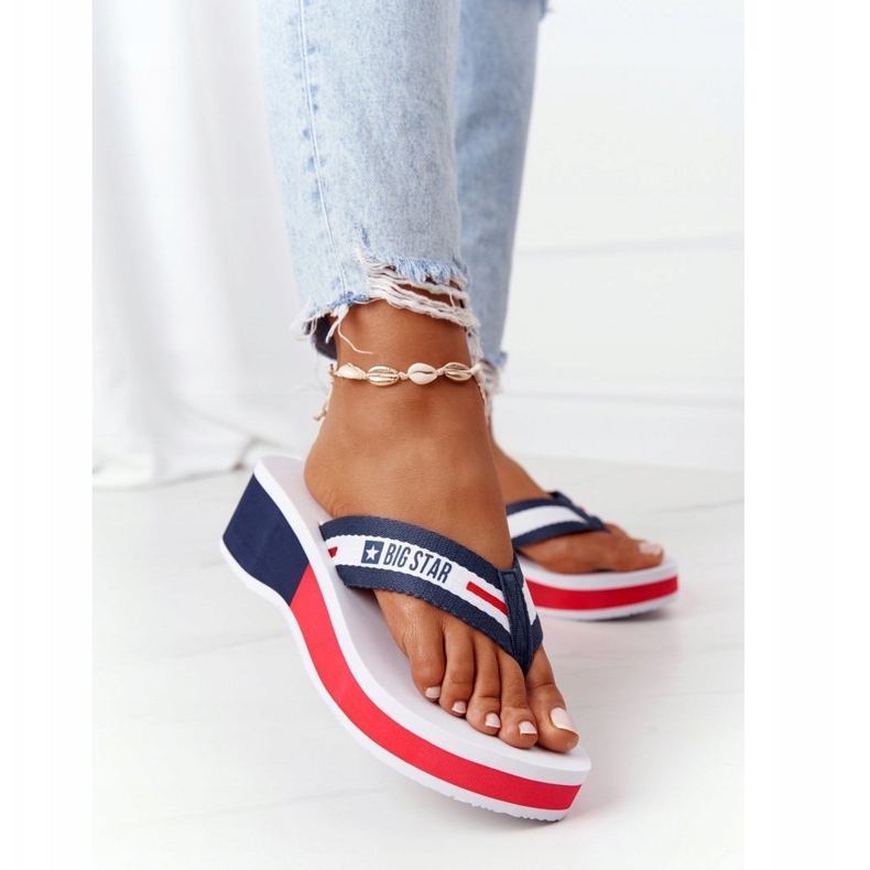 Infradito da donna sulla zeppa Big Star HH274A093 White bianco blu navy 1