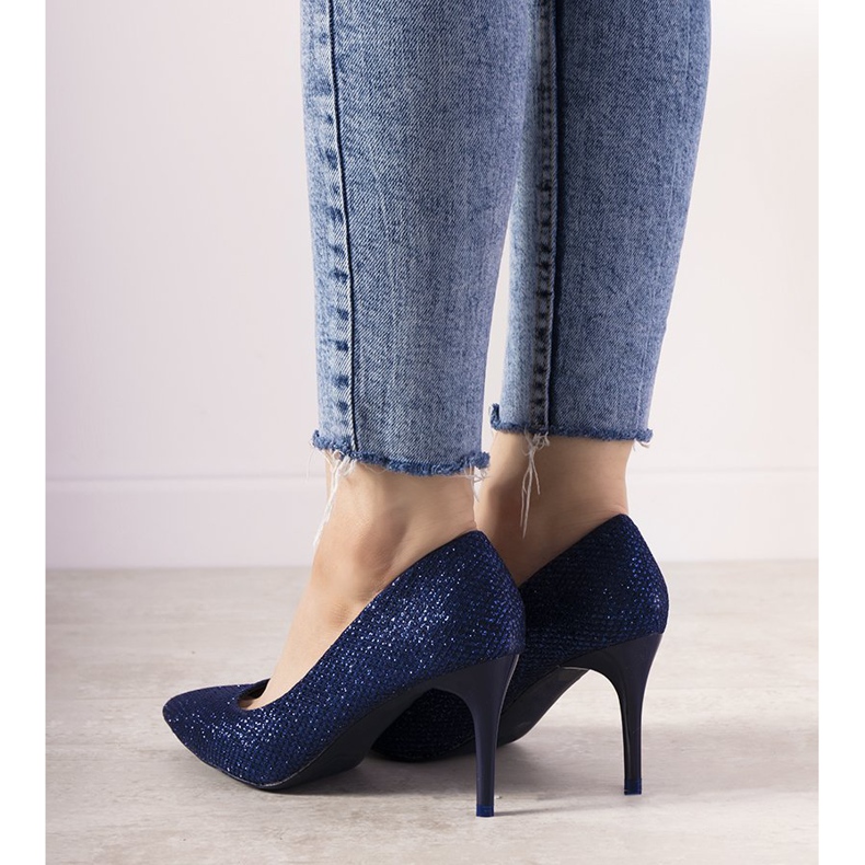 Décolleté lucide blu navy di Dolche 2