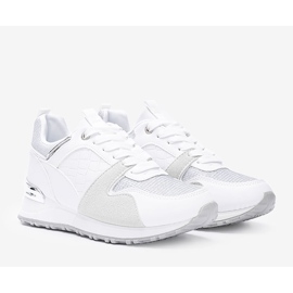 Sneakers bianche con accessori Yoisya argento bianca 1
