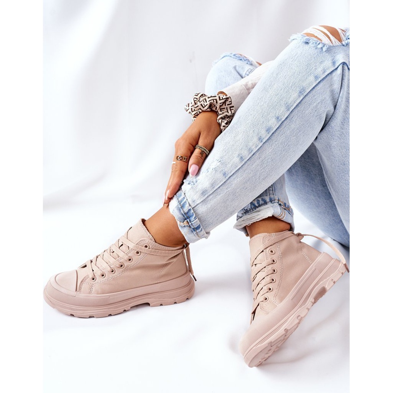 FJ1 Sneakers Alte Beige Trissy Su Una Grande Suola 1